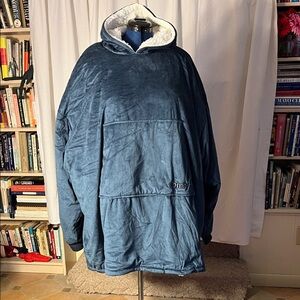 Sherpa-Lined Wearable Blanket from Comfy     One Size